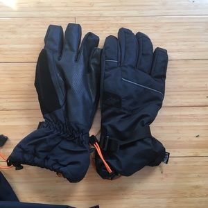 🐷3 for $15🐷Worn once EMS men’s ski gloves